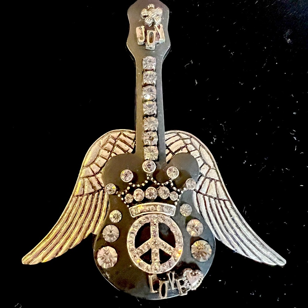 Guitar with Wings Pendant-beautiful stand alone, can hang on any chain, etc